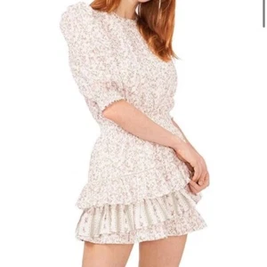 Mini Vestido Chelsea & Violeta Pequeño Floral Mezcla de Lino Calado en Niveles Nuevo con Etiquetas Precio de venta sugerido por el fabricante 138 - Imagen 1 de 9