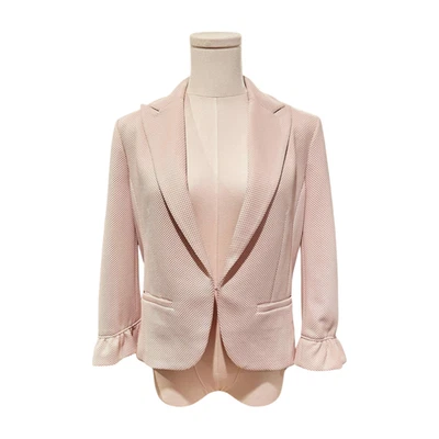 Blazer elástico texturizado manga 3/4 con volantes rosa claro Amanda + Chelsea talla 6 Foto 1 de 4