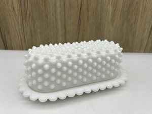 Fenton Butterdose Hobnail Milchglas mit gewelltem Rand Vintage weiß schwer - Bild 1 von 4