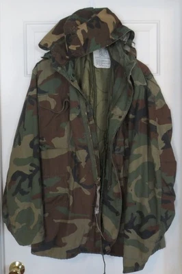 VTG US Army Field Jacket Medium Short w/Liner Woodland Camo Cold Weather Coat - Image 1 of 4