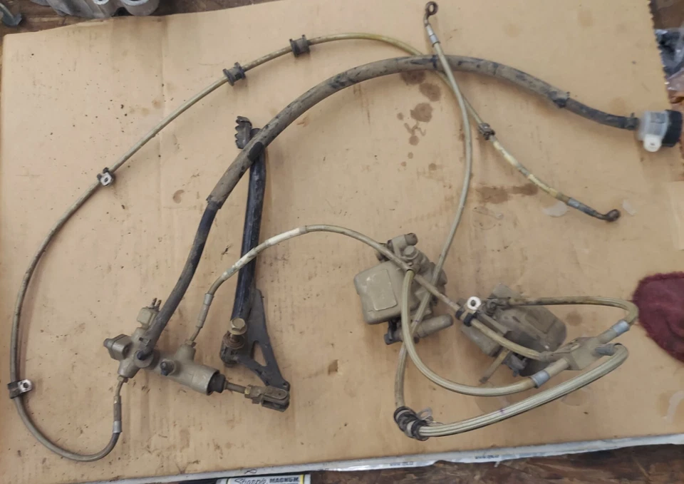 Can Am Outlander Max 400 2007 línea de freno manguera pinza cilindro pie trasero W110 Foto 1 de 1