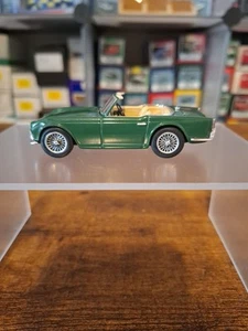 Corgi Vanguards VA11504 Triumph TR4 British Racing Green - No.0333 of 1100 - Bild 1 von 13