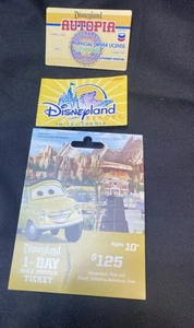 DISNEYLAND AUTOPIA LICENSE driving drivers dusty Blue green lisense car & Resort - Picture 1 of 9