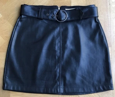Hollister Black Faux Leather Size S Short Belted High Waist Mini Skirt New - Image 1 of 4