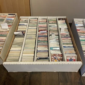 NFL Football Team Card Lot of 100 Cards, Pick Your Team, RC, Vintage, More - Picture 1 of 9