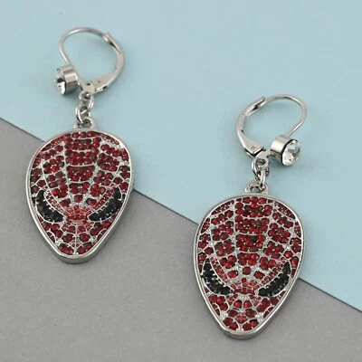 Pendientes colgantes Marvel simulados de rubí y espinela de laboratorio Spiderman en tono plateado NUEVO Foto 1 de 4