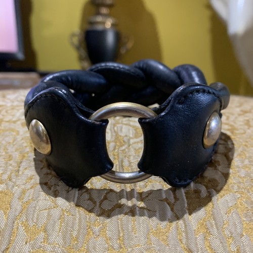 Bracciale Mui Prada in pelle nera