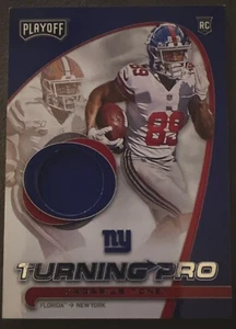 2021 Panini Playoff - Turning Pro Memorabilia #TP-KTO Kadarius Toney (MEM, RC) - Bild 1 von 2