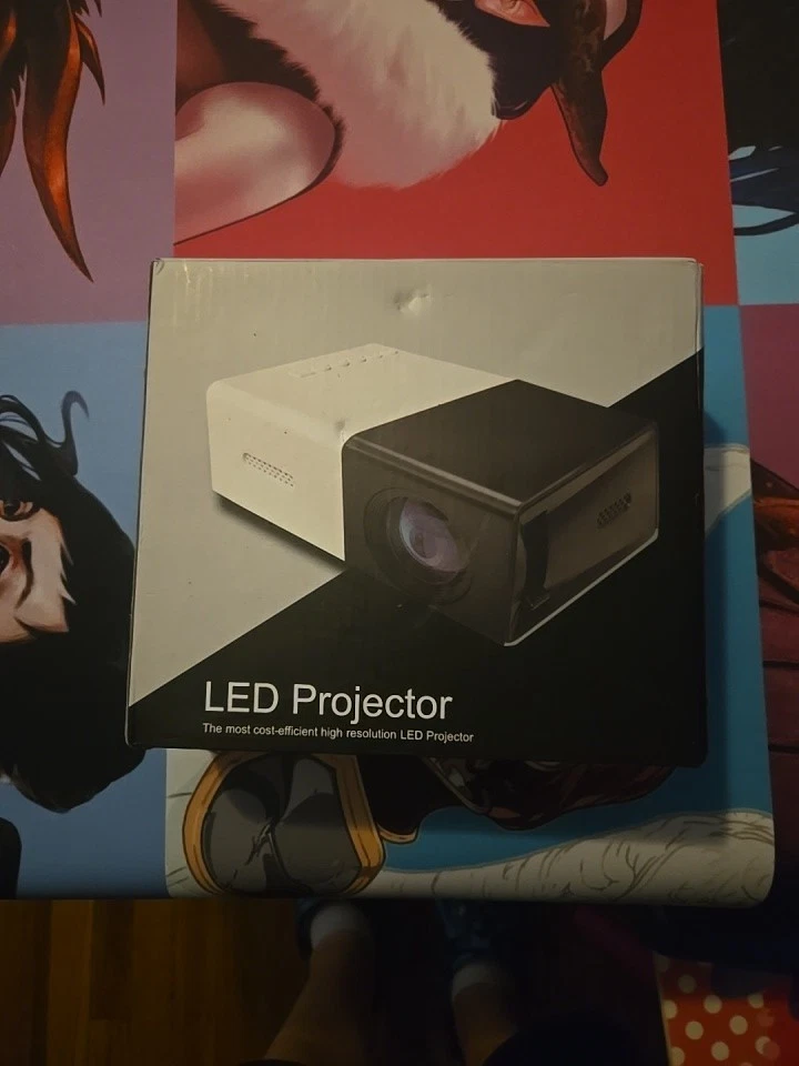 New Mini LED Projector - Image 1 of 1