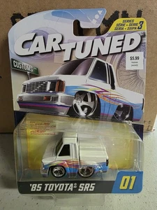 NUOVA 2025 AUTO TUNED SERIE 3 USCITA HOBBY ALTERNATIVA '85 TOYOTA SR5 - Foto 1 di 1