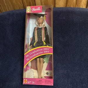 Barbie My Graduation 2004 Doll Bilingual Mattel - Picture 1 of 6