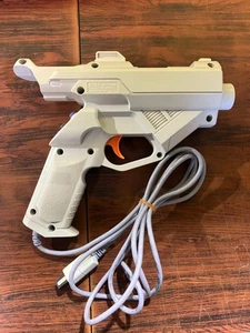 Sega DreamCast GUN Controller Original Guncon HKT-7800 White Tested Japan B46MI - Picture 1 of 4