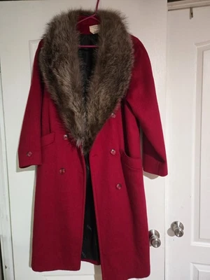 VNT 100% Wool Cassidy Fox Fur Collar Long Coat Women's Size 6 - Image 1 of 2