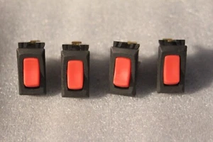 4 CARLING BELEUCHTETER WIPPSCHALTER 16A 125 VAC -10A 250 VAC NEONROT SPST #9308 - Bild 1 von 1