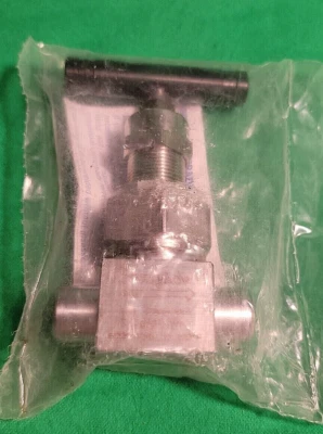 3/8 OD Socket Weld Severe Service Union Bonnet Needle Valve Swagelok SS-6NBSW6T - Image 1 of 3