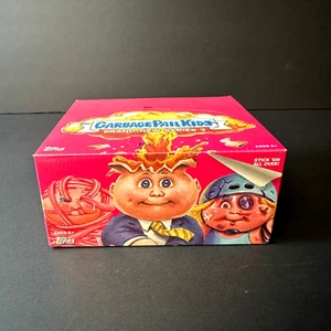 2013 Topps Garbage Pail Kids BRANDNEU SERIE 2 FABRIKVERSIEGELT EINZELHANDELSVERPACKUNG 24ER-PACK - Bild 1 von 4