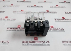 SIEMENS 3KL8121-3HA00 Switch Disconnector Fuse 32A 690V AC-23A - Picture 1 of 10