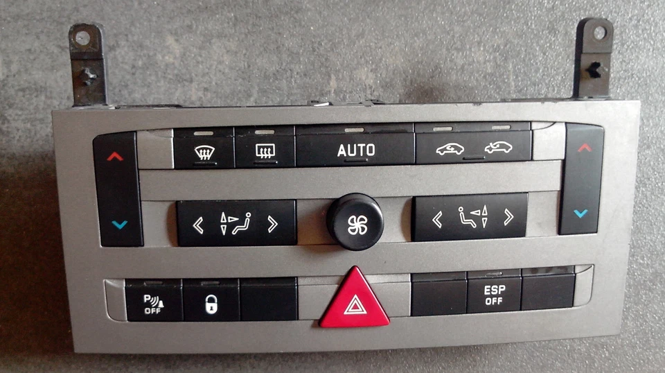 Platine Commande clim climatisation chauffage C5 Peugeot 407 96573322 YP 02 - Photo 1/1