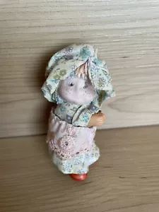 Vintage Girl Hugger Gripper Clip On Toy from Bang Lim 1980s Korea 1982 - Picture 1 of 7