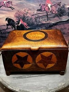 Antigua caja con bisagras diminuta de estrellas con incrustaciones de IL Schmutzler Family Staunton de 1800 - Imagen 1 de 24