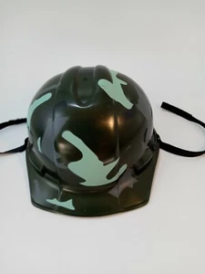 Build-A-Bear Workshop Camouflage Schutzhelm.  (J) - Bild 1 von 3