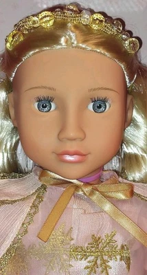 MUÑECA NAVIDAD 18" "CRISTAL" NUESTRA GENERACIÓN con ADORNO COPO DE NIEVE DORADO  Foto 1 de 4