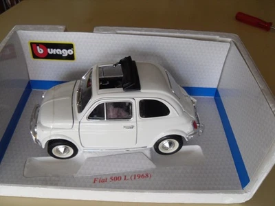 Fiat 500L 1968 1/18 blanche BURAGO  - Photo 1/4