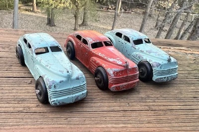 3 Vintage IT'S A BEAUT diecast toy cars- 2 blue 1 red-3.75"-USA-Tootsietoy - Image 1 of 4