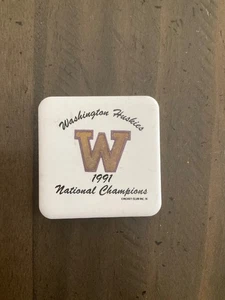 Washington Huskies 1991 National Champions Vintage Ceramic Tile Fridge Magnet - Picture 1 of 2