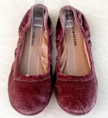 Terciopelo rosa polvoriento Lucky Brand con diseño floral sin cordones 8,5 M Foto 1 de 4