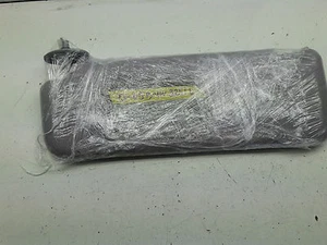 01-05 BMW 325I E46 FRONT LEFT DRIVER SUN VISOR SILVER OEM AS64 - Picture 1 of 3