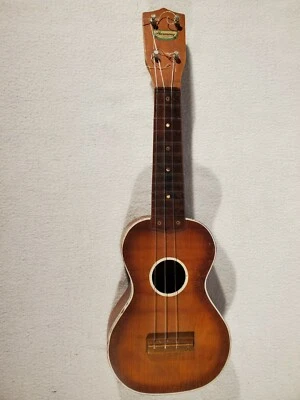Soprano Ukulele - Vintage Made in USA - Harmony Chicago  ~ Needs String 21"  - Image 1 of 4