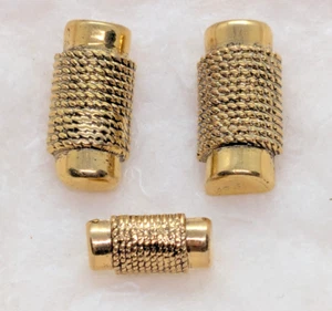 Set of 3 Gold Color Artistic Rope Wrap Focal Accent Shank Buttons 20mm & 30mm - Picture 1 of 9