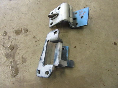 Chevrolet GMC 1973-1989 doble cabina Suburban juego de bisagras de puerta inferior superior trasera DR Foto 1 de 2