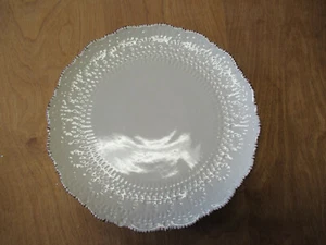 Plato de cena Pfaltzgraff MARSEILLES 11 1/8" crema en relieve 1 ea 4 disponible - Imagen 1 de 7