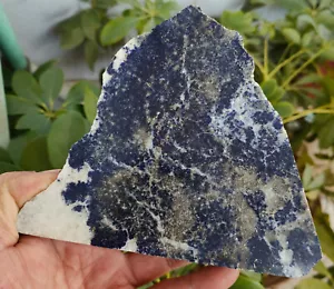 469 g CRISTAL DE CUARZO AZUL SODALITA NATURAL Sección pulida Espécimen Mineral - Imagen 1 de 7