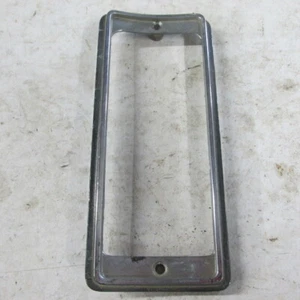 1972 CHEVROLET MONTE CARLO ORIGINAL GM LEFT PARKING LIGHT BEZEL TRIM 6261989 - Picture 1 of 4