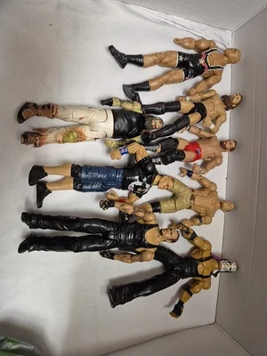 Lote de 8 figuras de acción sueltas de lucha libre WWE Mattel para piezas Foto 1 de 4