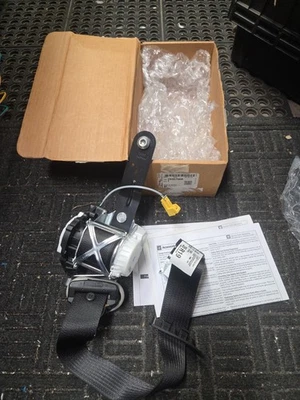 Ремень безопасности со стороны водителя для Cadillac Chevrolet GMC 2008-2009 годов выпуска черный 19207568 от оригинального производителя - Изображение 1 из 4