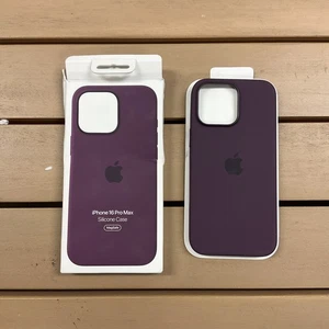 GENUINE Apple Silicone Case w/ Magsafe iPhone 16 Pro Max MYYW3ZM/A - Plum - Picture 1 of 3