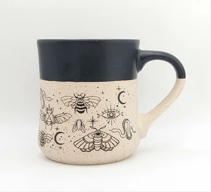 Mystische Tiere Kaffeebecher 20 Unzen Keramik Halloween Tasse von Spinnweben & Kessel  - Bild 1 von 8