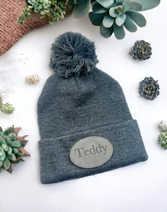 Personalised Woolly Beanie Hat, Bobble Winter Hat, Boy Girl Adult Child Name - Imagen 1 de 8