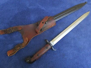 ORIGINAL VINTAGE SWEDISH M1914 MAUSER RIFLE BAYONET AND SCABBARD WITH FROG - Picture 1 of 16