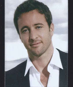 ALEX O'LOUGHLIN Magnet #5 Hawaii Five-0 Moonlight Hawaii Five-O - Picture 1 of 1