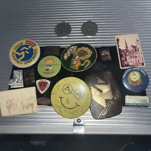vintage badge collection - Picture 1 of 8
