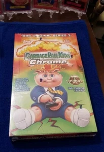 🔥🔥 Topps Cubo de Basura Niños Cromo Serie 3 Caja Hobby Sellada🔥🔥 Muy Raro  - Imagen 1 de 1