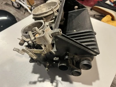 Carcasa del acelerador de admisión Porsche 911 SC 3.0 caja de aire líneas de vacío piezas Foto 1 de 4