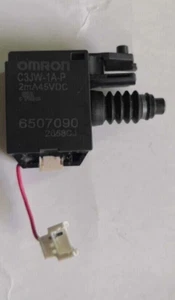 1pcs Interruttore trigger 6507090 C3JW-1A-P 2RmA 45VDC - Foto 1 di 1