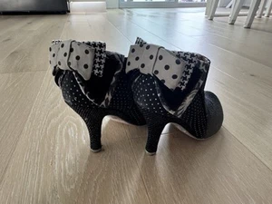 irregular choice Botines Talla 9 - Imagen 1 de 9