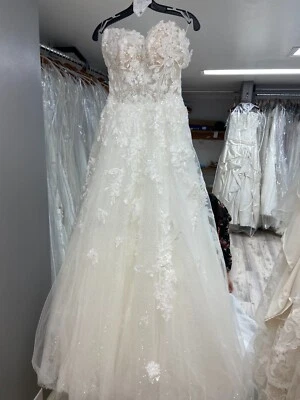 vestido de novia estilo Casablanca 2468 Eliana Foto 1 de 3